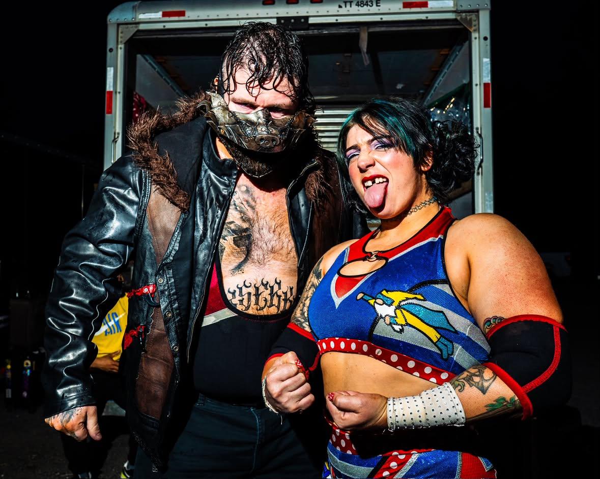 BEAR & GABBY – TAG TEAM 2-PACK